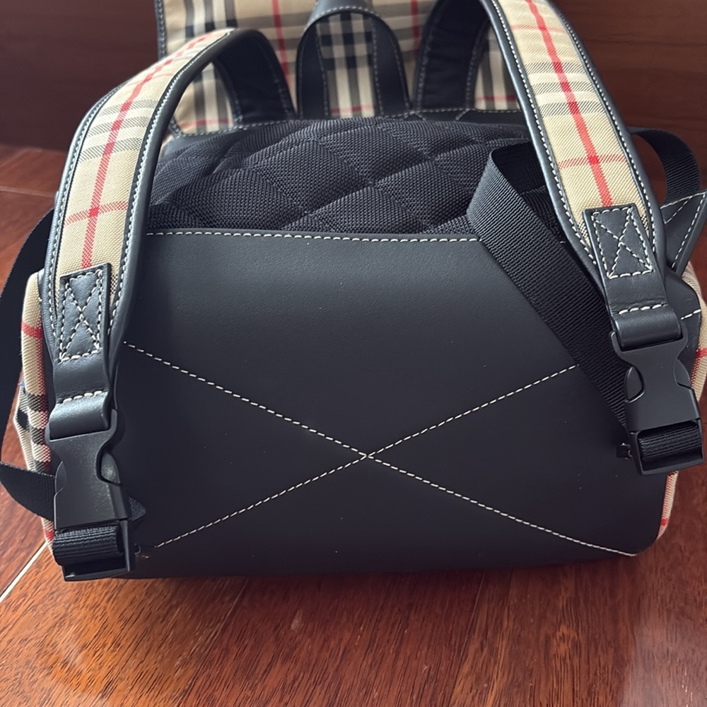 Burberry Dewey Backpack - Picture 9 of 10
